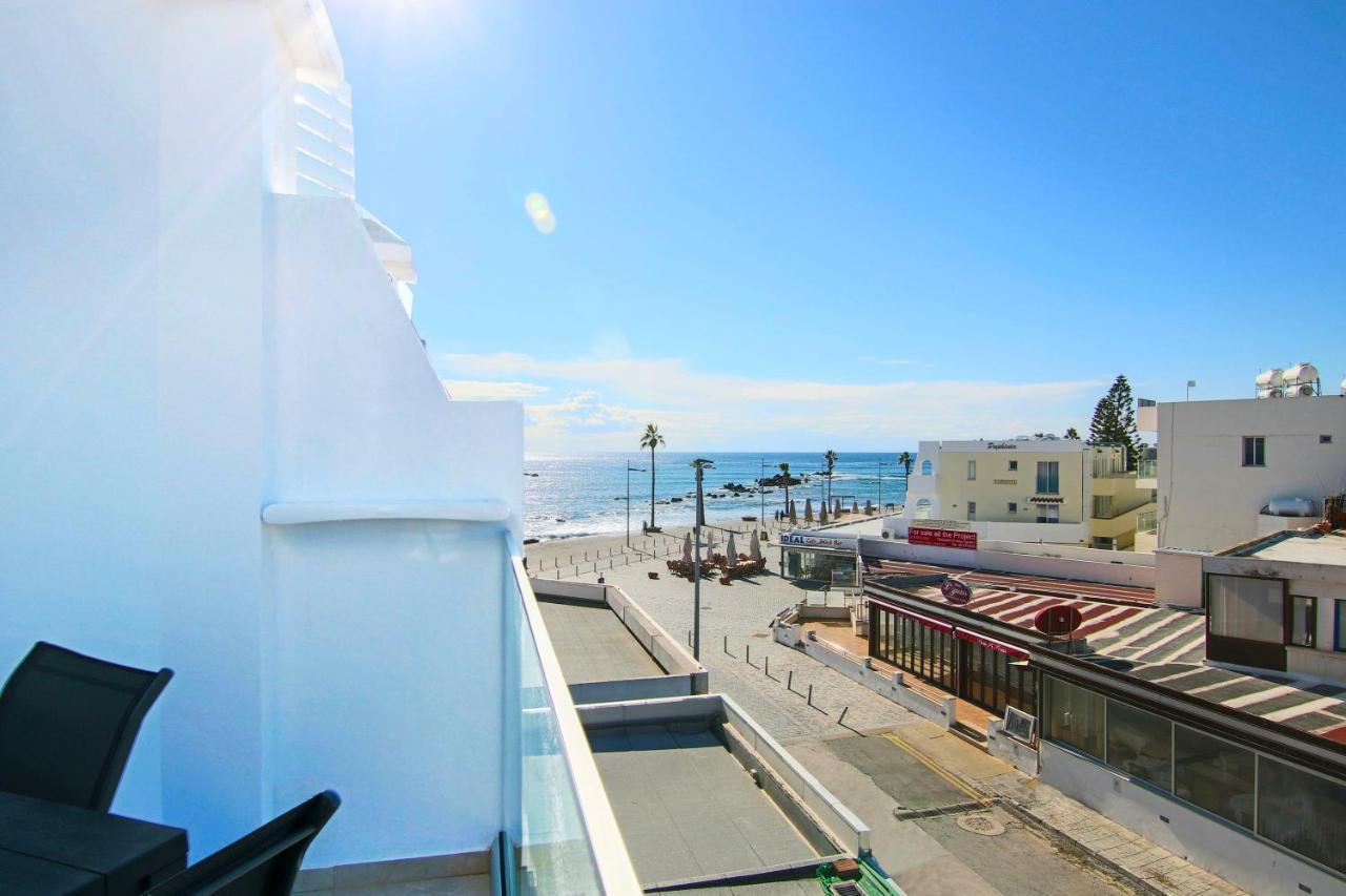 Phaedrus Living Seaside Residence Lighthouse 70 Paphos Extérieur photo