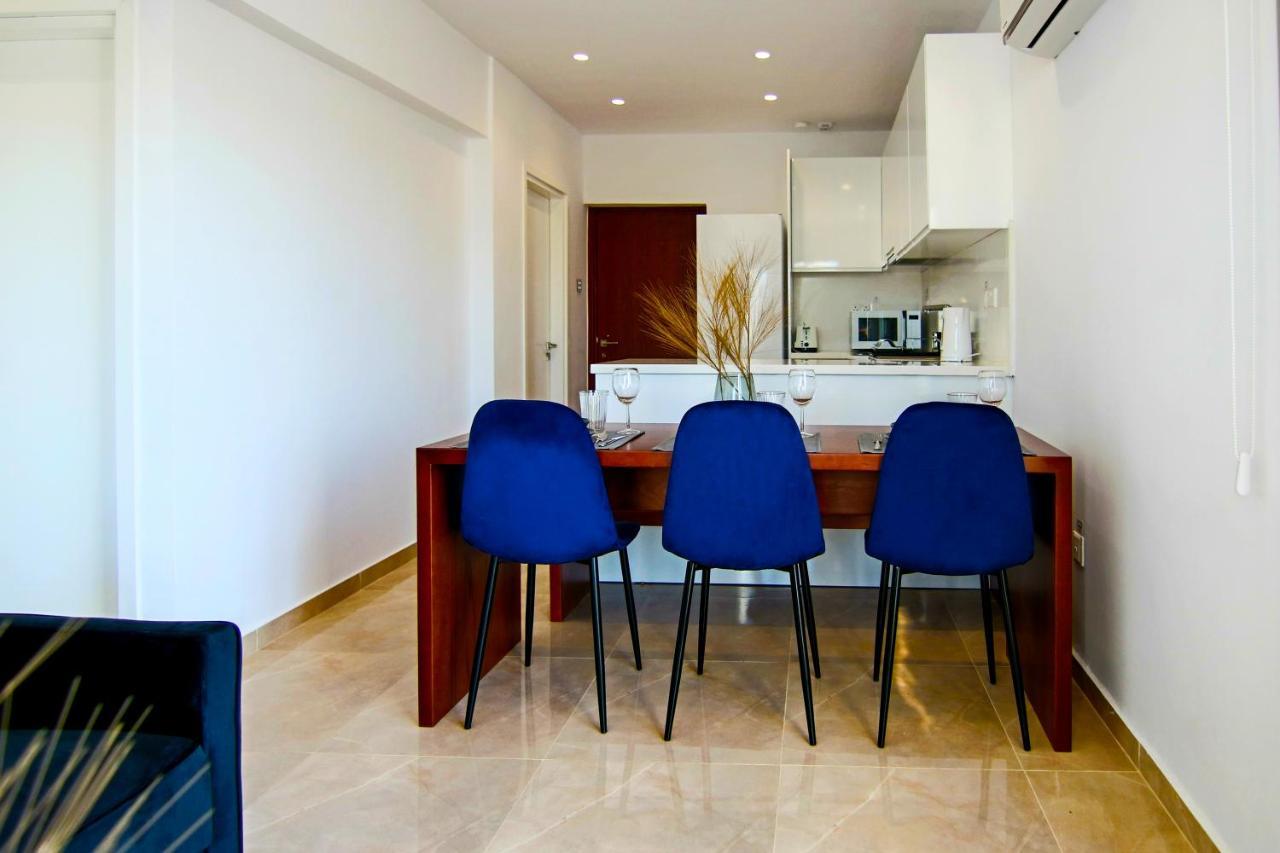 Phaedrus Living Seaside Residence Lighthouse 70 Paphos Extérieur photo